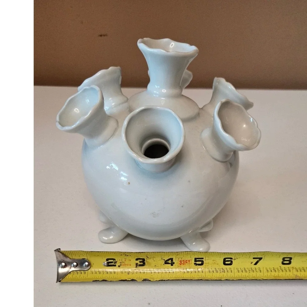 Andrea by Sadek Williamsburg Meadow Flower White Ceramic 7 Spout Vase Frog